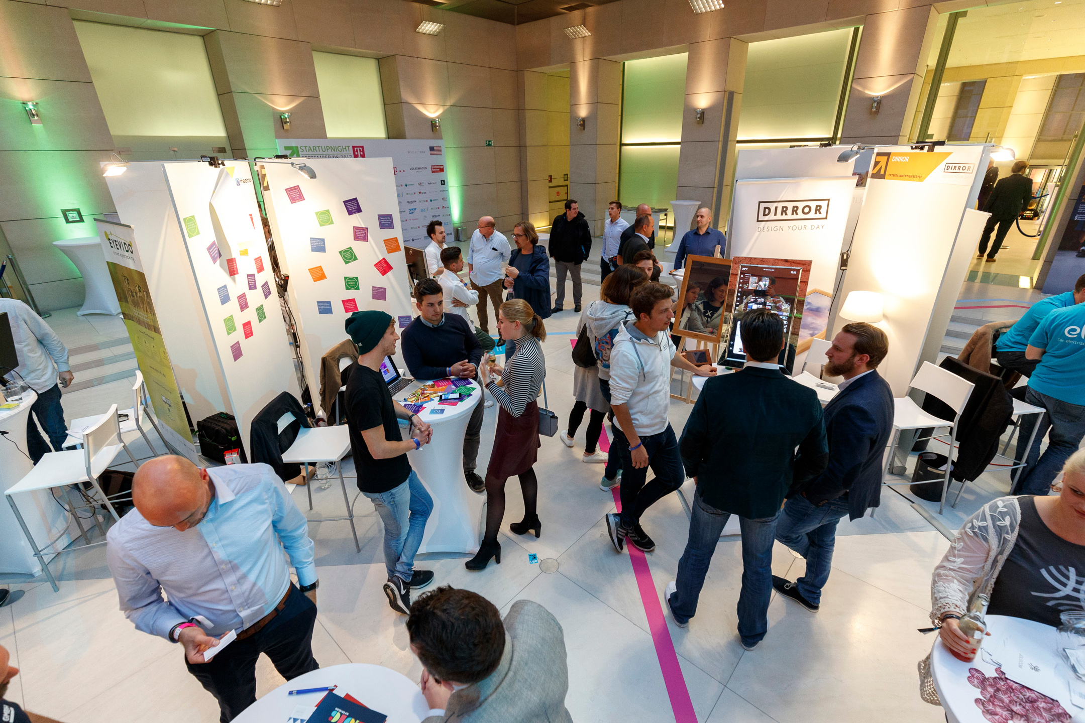 Startupnight 2017 Deutsche Bank's Atrium