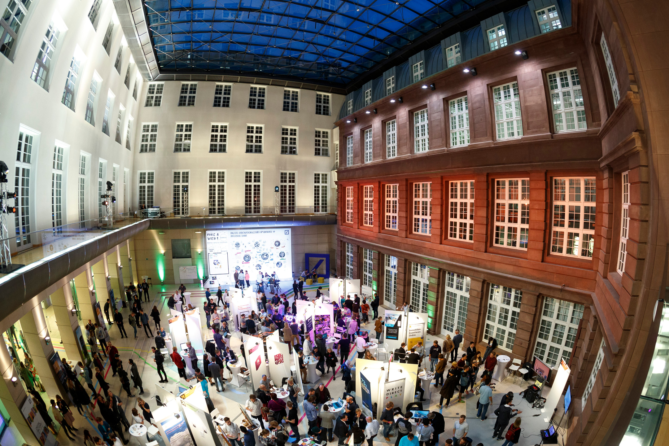 Startupnight 2017 Deutsche Bank's Atrium